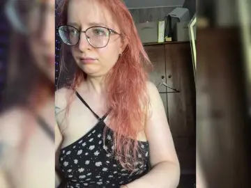 Bongacams Free Live Porn of Emma4coy