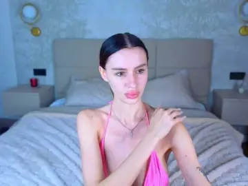 Bongacams Free Porn Cam of SnowWhiteee