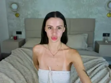 Bongacams Nude Webcam of SnowWhiteee