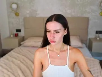 Bongacams Free Live Porn of SnowWhiteee