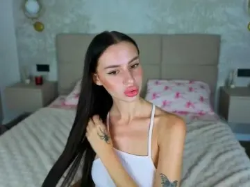 Bongacams Free Porn Cam of SnowWhiteee
