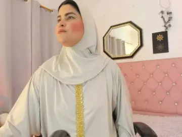 Bongacams Watch Live Sex Cams of AishaAmin