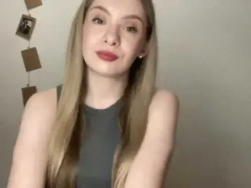Bongacams Watch Live Sex Cams of Polishangel222