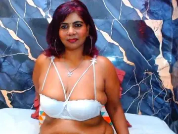 Bongacams Nude Webcam of indianerotica69
