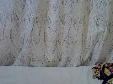 Bongacams Adult Webcam of Petitepretti