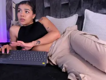 Bongacams Free Live Porn of NaylaGrey