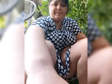 Bongacams Sex Chat of SweetLenaandNatalia