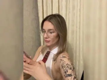 Bongacams Nude Webcam of Millashaa