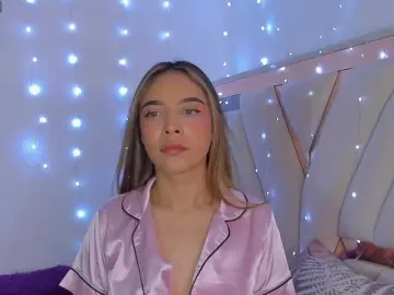 Bongacams Watch Live Sex Cams of evelin-33