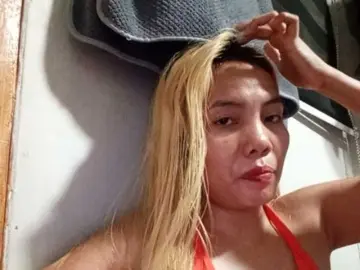 Bongacams Live Sex Cam of Pempemliciouss