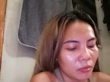 Bongacams Nude Webcam of Pempemliciouss