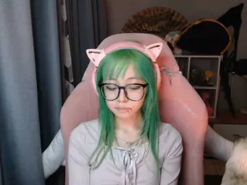 Bongacams Sex Cam of GertieCoach