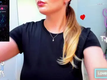 Bongacams Free Porn Cam of anyarosses