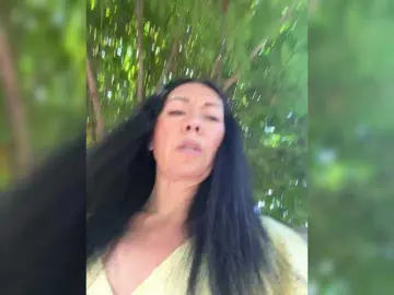 Bongacams Live Sex Cam of KarolinaMilf