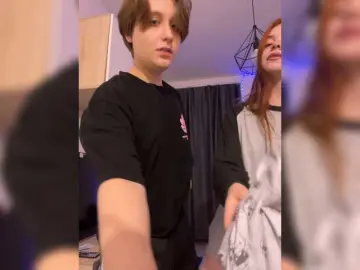 Bongacams Watch Live Sex Cams of zefirrr666