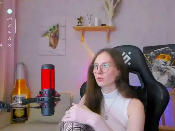 Bongacams Live Sex Cam of -Lovely