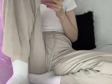 Bongacams Free Live Porn of BestyBoobs
