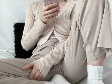 Bongacams Adult Webcams of BestyBoobs