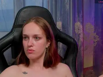 Bongacams Nude Webcam of evallusion