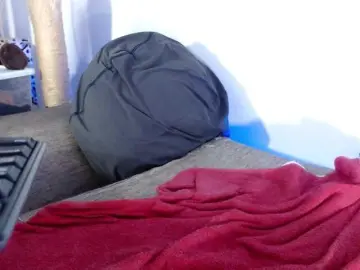 Bongacams Watch Live Sex Cams of Lizhot2305