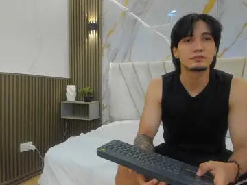 Bongacams Private Sex Chat of sweetauracouple