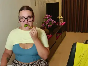Bongacams Watch Live Sex Cams of dreamteamgirls
