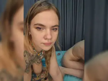 Bongacams Live Sex Cam of -kittens-