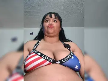 Bongacams Best Webcam of CandyBrowm
