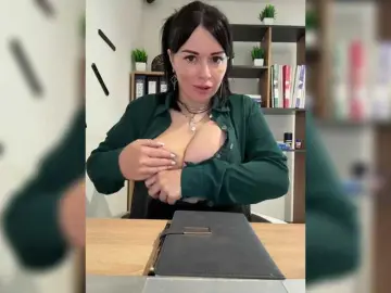 Bongacams Best live sex cam show of VeryBaby