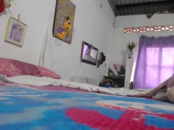 Bongacams Live Sex Cam of maturehornykinky