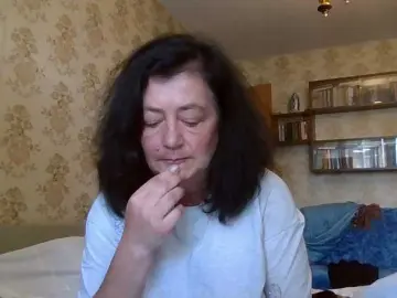 Bongacams Best Webcam of krisshurdlove