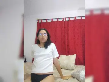 Bongacams Private Sex Chat of skinny333