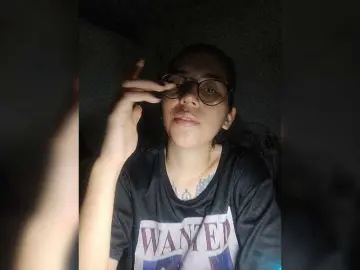 Bongacams Best live sex cam show of skinny333