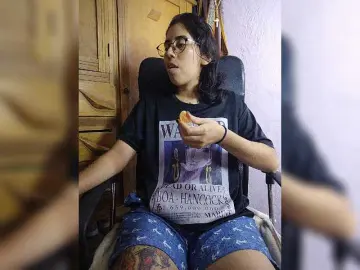 Bongacams Sex Cam of skinny333