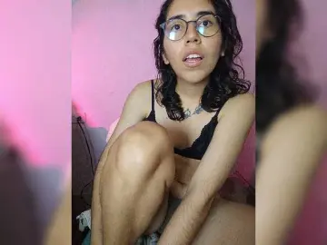 Bongacams Watch Live Sex Cams of skinny333