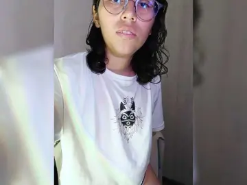 Bongacams Best Webcam of skinny333