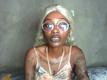 Bongacams Live Porn of Calin33