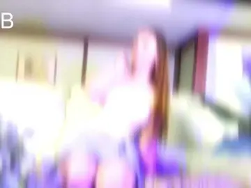 Bongacams Free Live Porn of KiraRustle