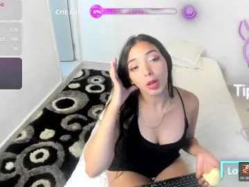 Bongacams Watch Live Sex Cams of charlot1honey