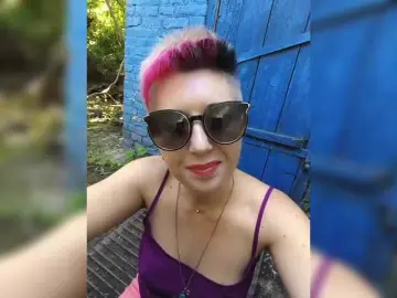 Bongacams Adult Webcam of BUSINKA-25