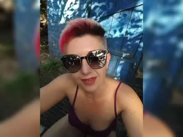 Bongacams Live Sex of BUSINKA-25