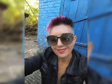 Bongacams Sex Cam of BUSINKA-25