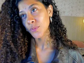 Bongacams Live Sex Cam of TheAlieh