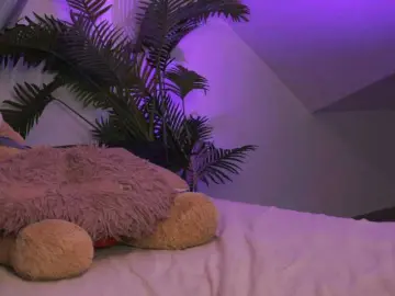 Bongacams Sex Cam of TenderSin