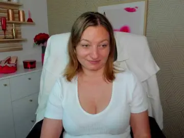 Bongacams Adult Webcams of angelaLove13