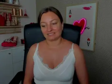 Bongacams Private Sex Chat of angelaLove13