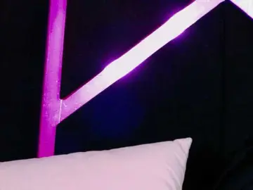 Bongacams Best live sex cam show of Breezellyn