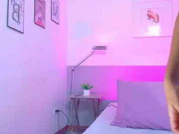 Bongacams Live Sex of littleeemiily
