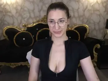Bongacams Sex Cam of MiaCarterss