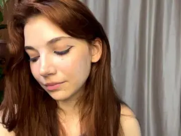 Bongacams Sex Cam of MyrleLinnan